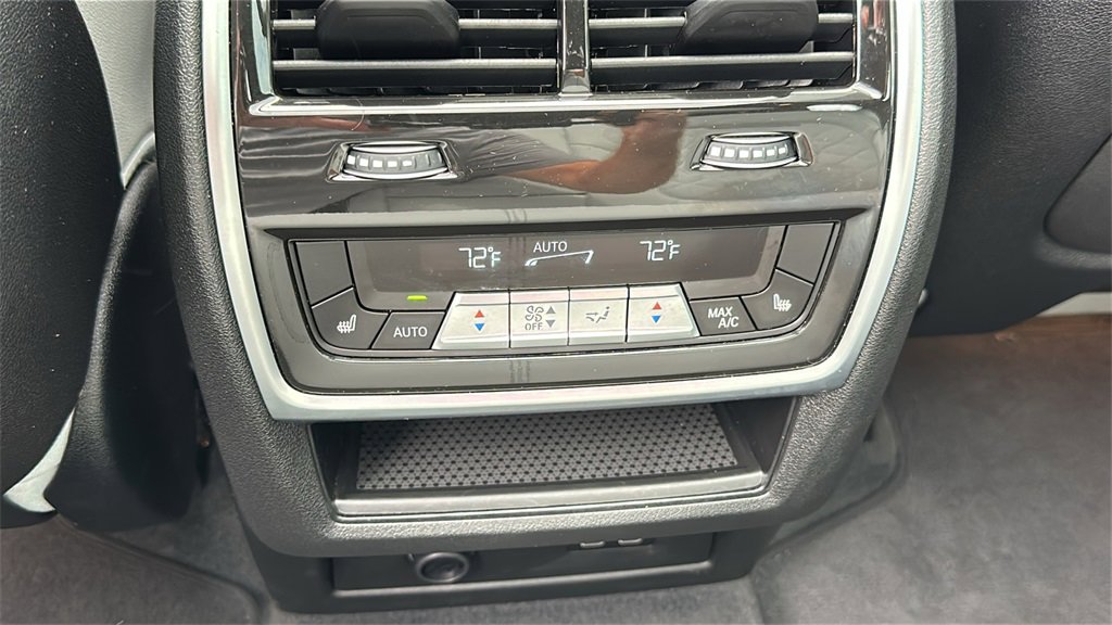 Used 2024 BMW X5 M60i w/ Climate Comfort Package image 25