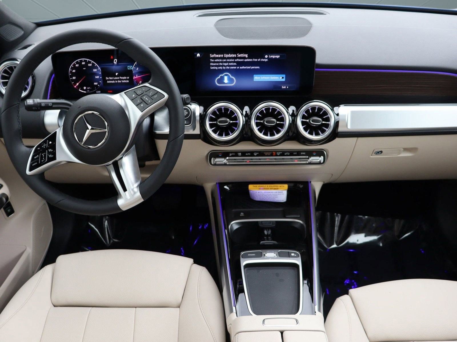 Used 2025 Mercedes-Benz GLB 250 image 31