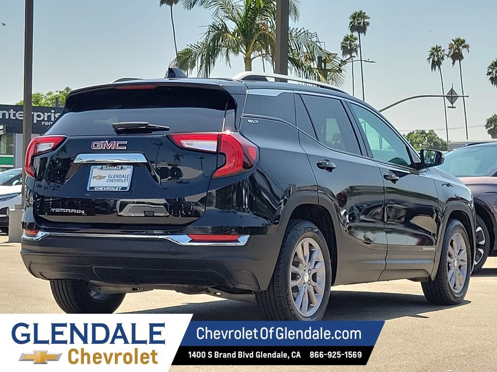 Used 2023 GMC Terrain SLT FWD image 11