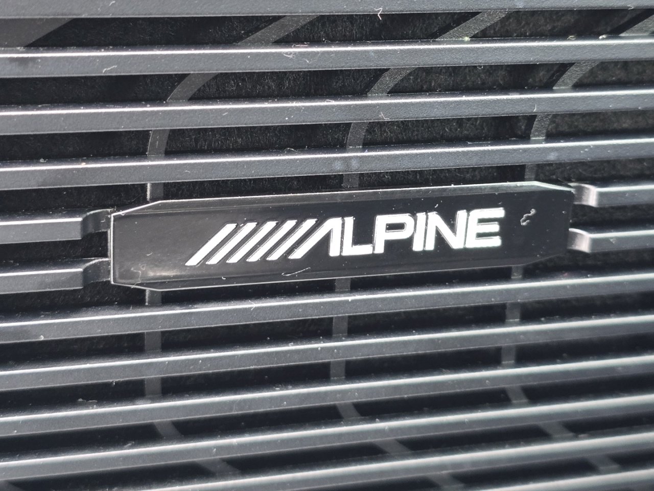 Used 2022 Jeep Wagoneer Series III w/ Flexible Seating Group image 9