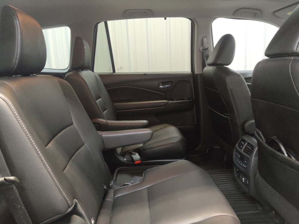 Used 2021 Honda Pilot Touring image 19