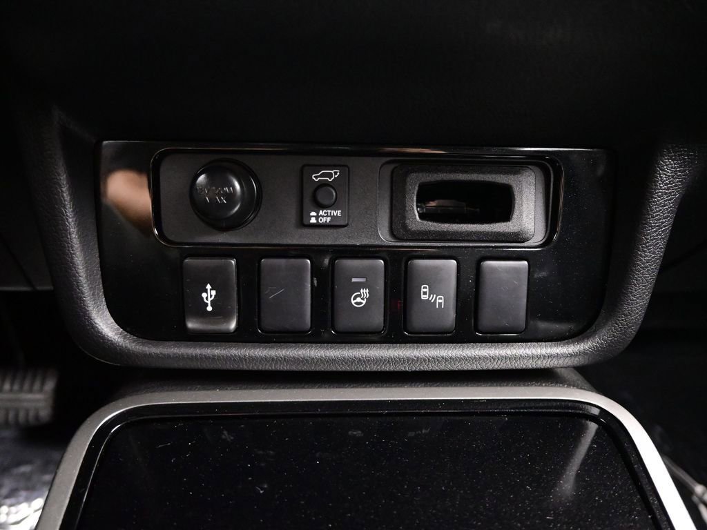 Used 2019 Mitsubishi Outlander SEL image 22