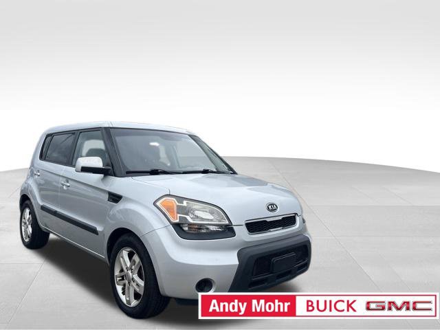Used 2011 Kia Soul + FWD image 2