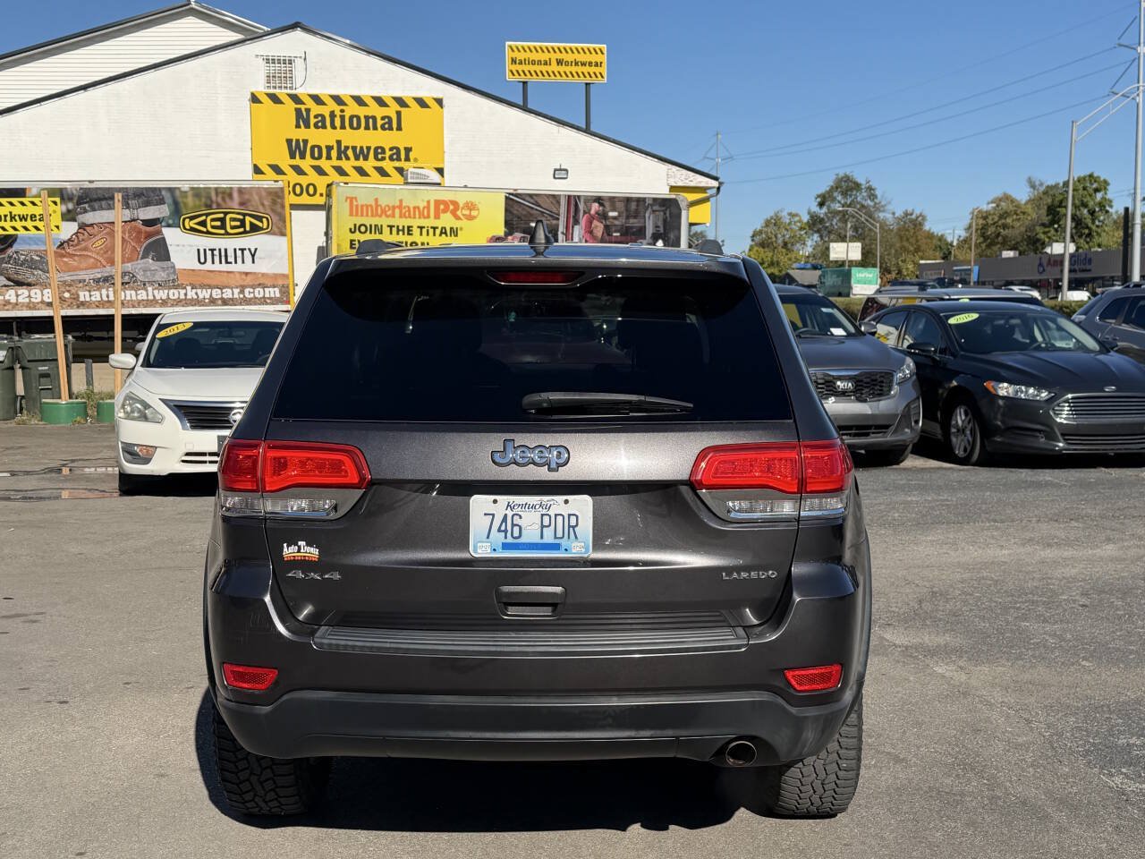 Used 2014 Jeep Grand Cherokee Laredo w/ Quick Order Package 23E AWD/4WD image 4