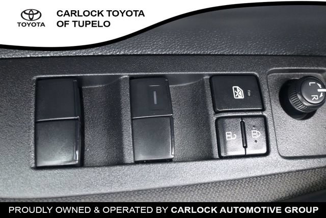 Used 2026 Toyota Corolla LE FWD image 17