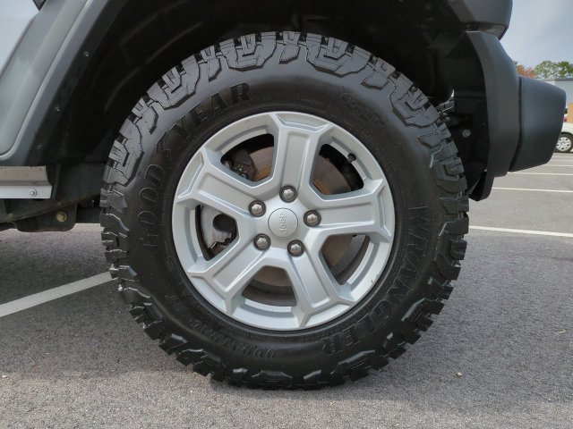 Used 2019 Jeep Wrangler Unlimited Sport S AWD/4WD image 11