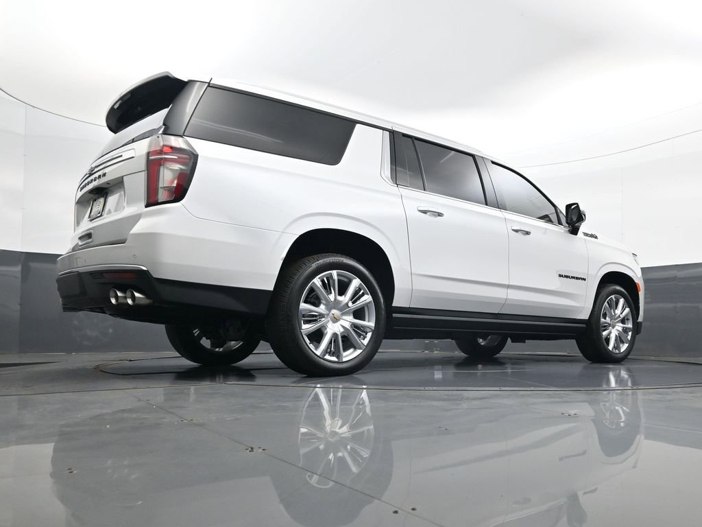 Used 2024 Chevrolet Suburban High Country image 26