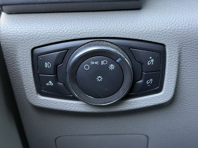 Used 2022 Ford F250 XLT w/ XLT Premium Package AWD/4WD image 22