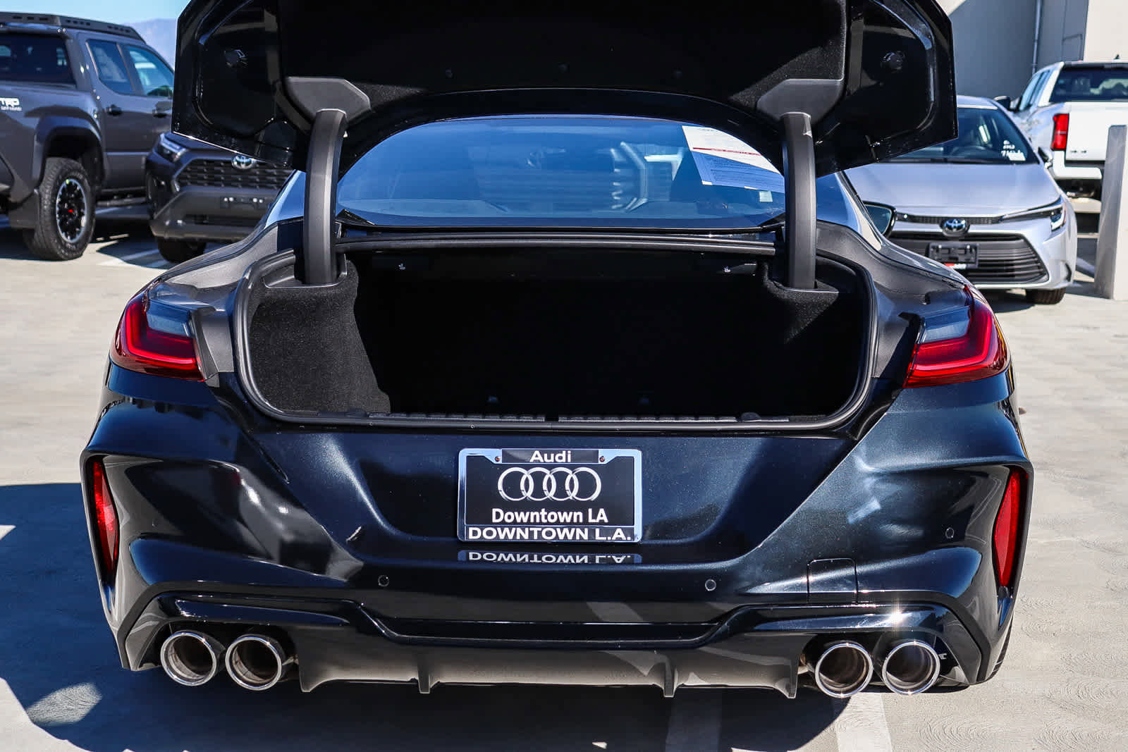 Used 2020 BMW M8 Coupe w/ Driving Assistance Package image 38