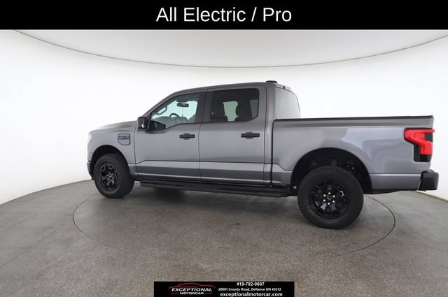 Used 2025 Ford F150 Lightning Pro w/ Max Trailer Tow Package AWD/4WD image 9