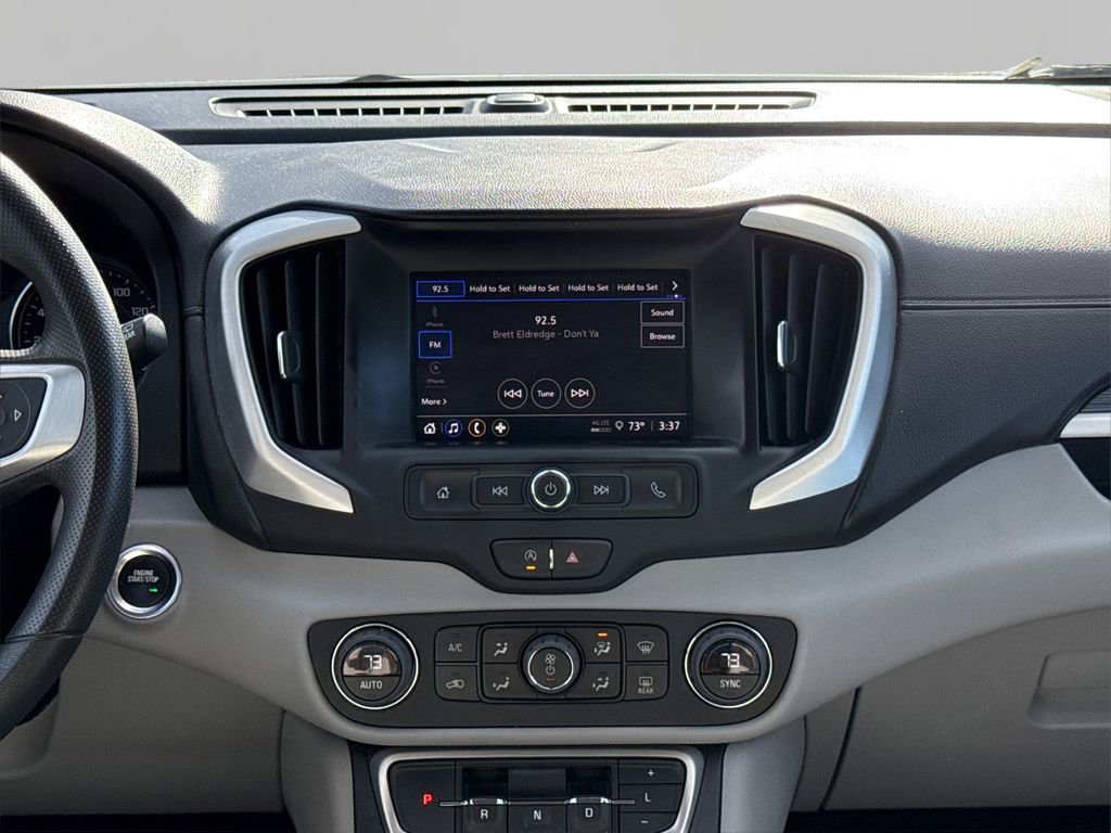 Used 2023 GMC Terrain SLE w/ Driver Convenience Package image 21