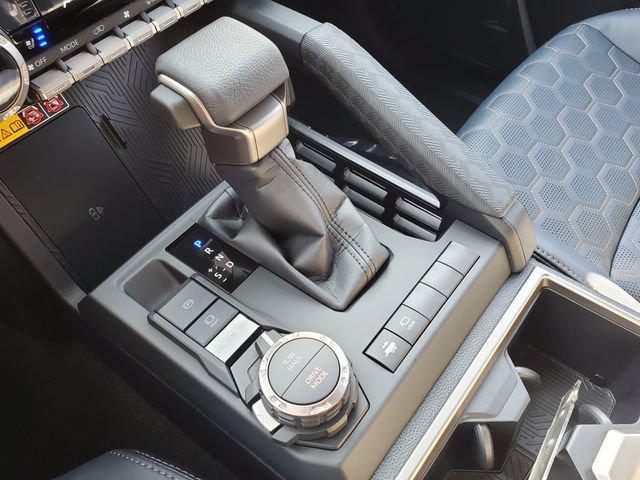 New 2026 Toyota 4Runner Platinum AWD/4WD image 36
