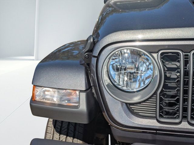 New 2025 Jeep Gladiator Sport image 8