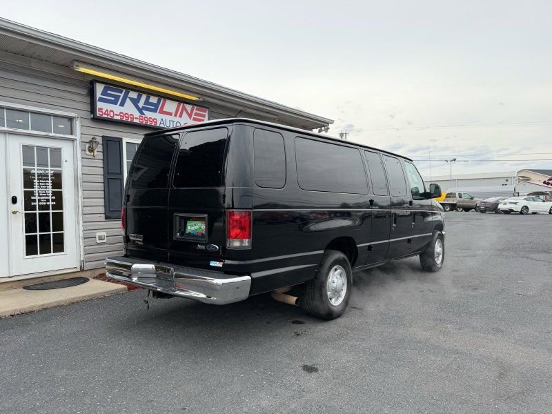 Used 2014 Ford E-350 and Econoline 350 XLT RWD image 4