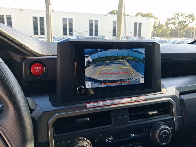 Used 2025 Toyota 4Runner TRD Off-Road AWD/4WD image 21