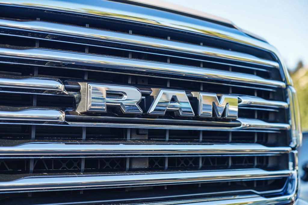 Used 2022 RAM 2500 Limited image 10