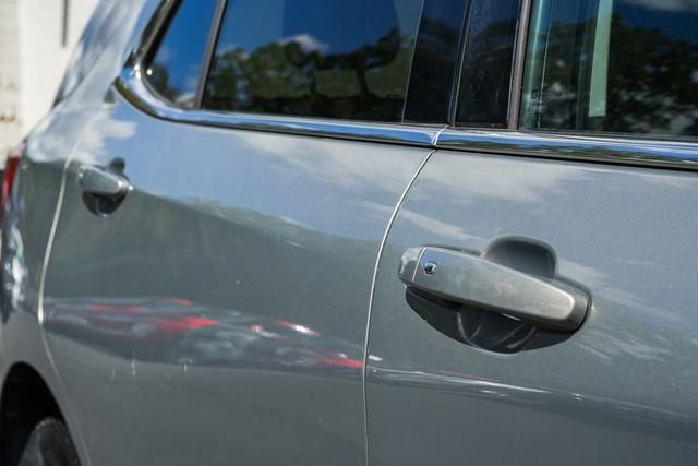 Used 2018 Chevrolet Equinox LT w/ Sun & Infotainment Package image 17