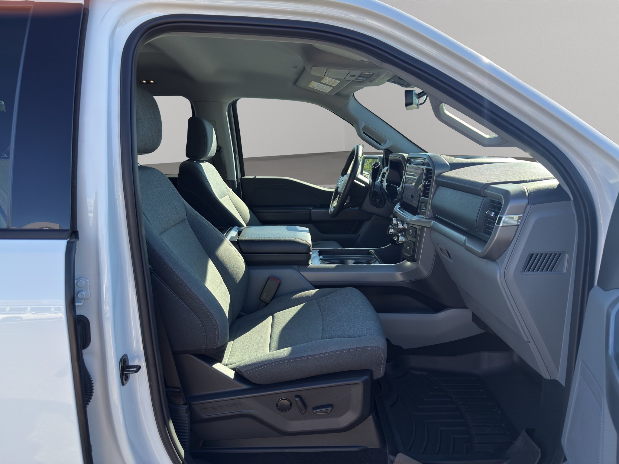 Used 2024 Ford F150 XLT w/ Equipment Group 302A MID AWD/4WD image 17