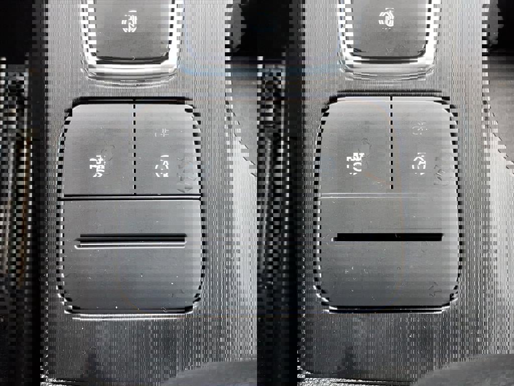 Used 2022 Ford Escape SE w/ Convenience Package image 20