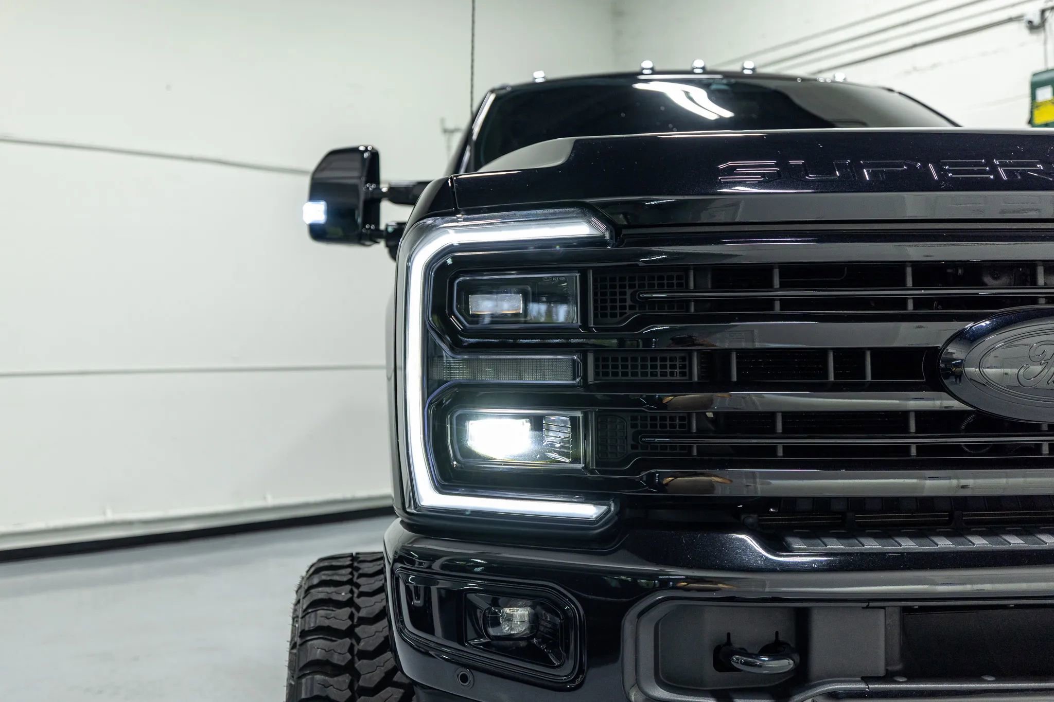 Used 2024 Ford F350 Platinum image 26