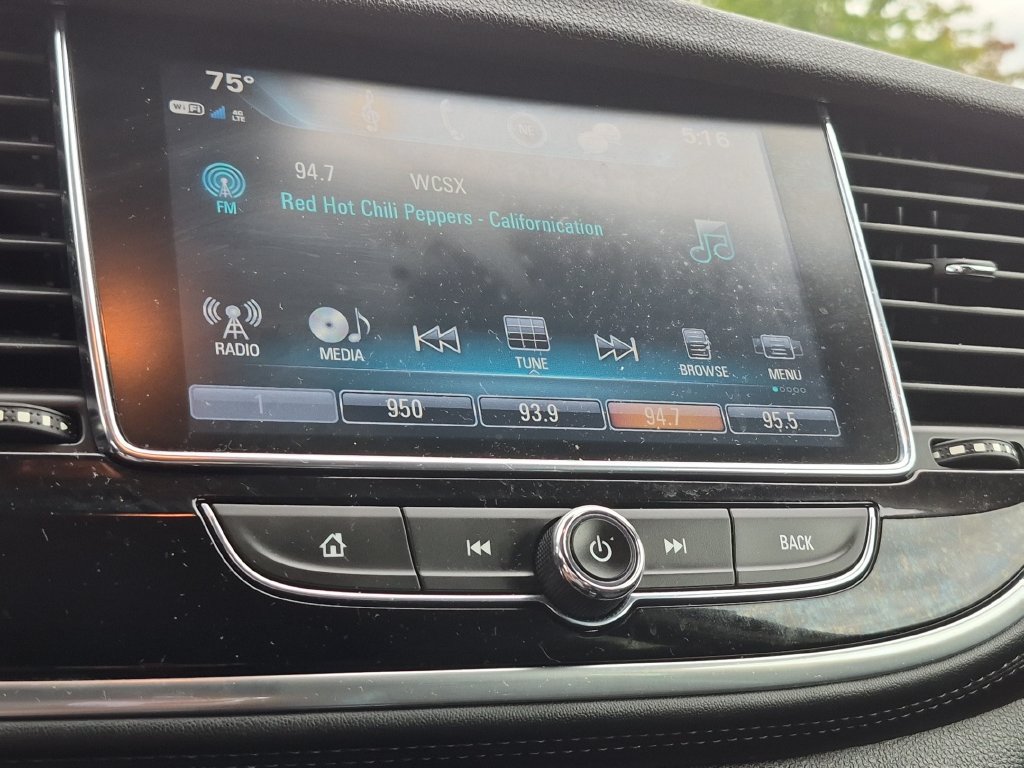 Used 2018 Buick Encore Preferred AWD/4WD image 20
