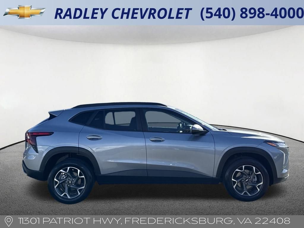 Certified 2024 Chevrolet Trax LT image 6