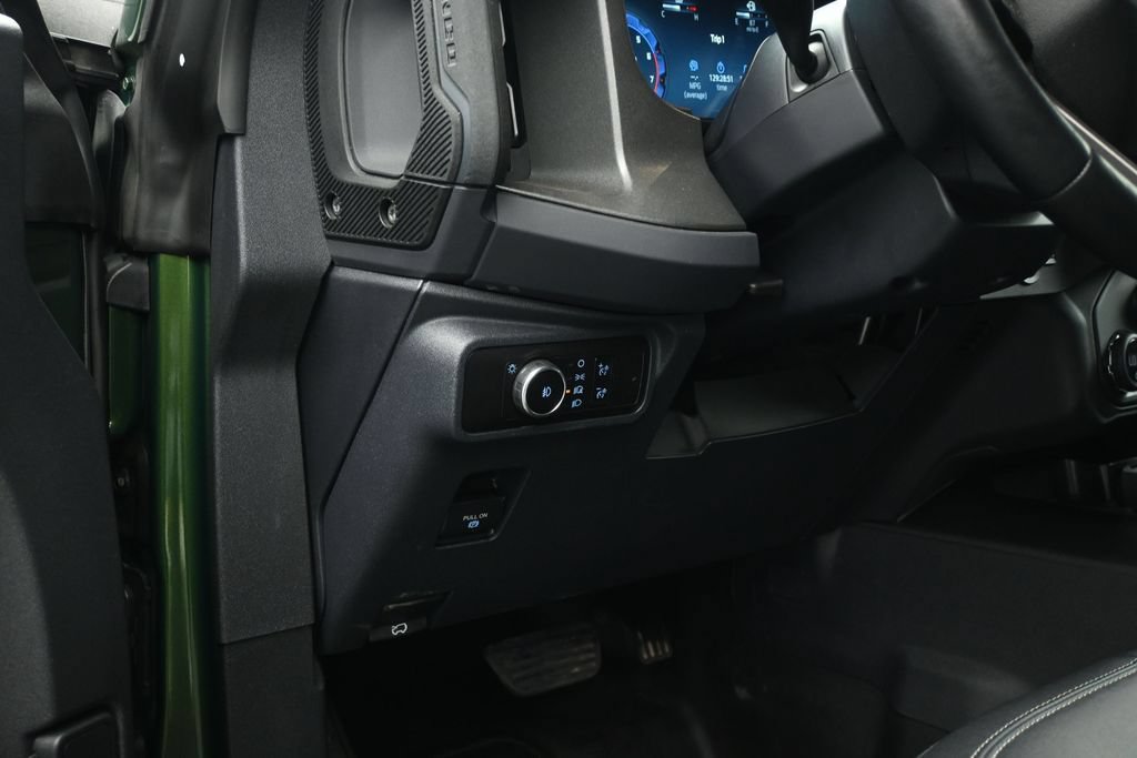 Certified 2025 Ford Bronco Badlands AWD/4WD image 9