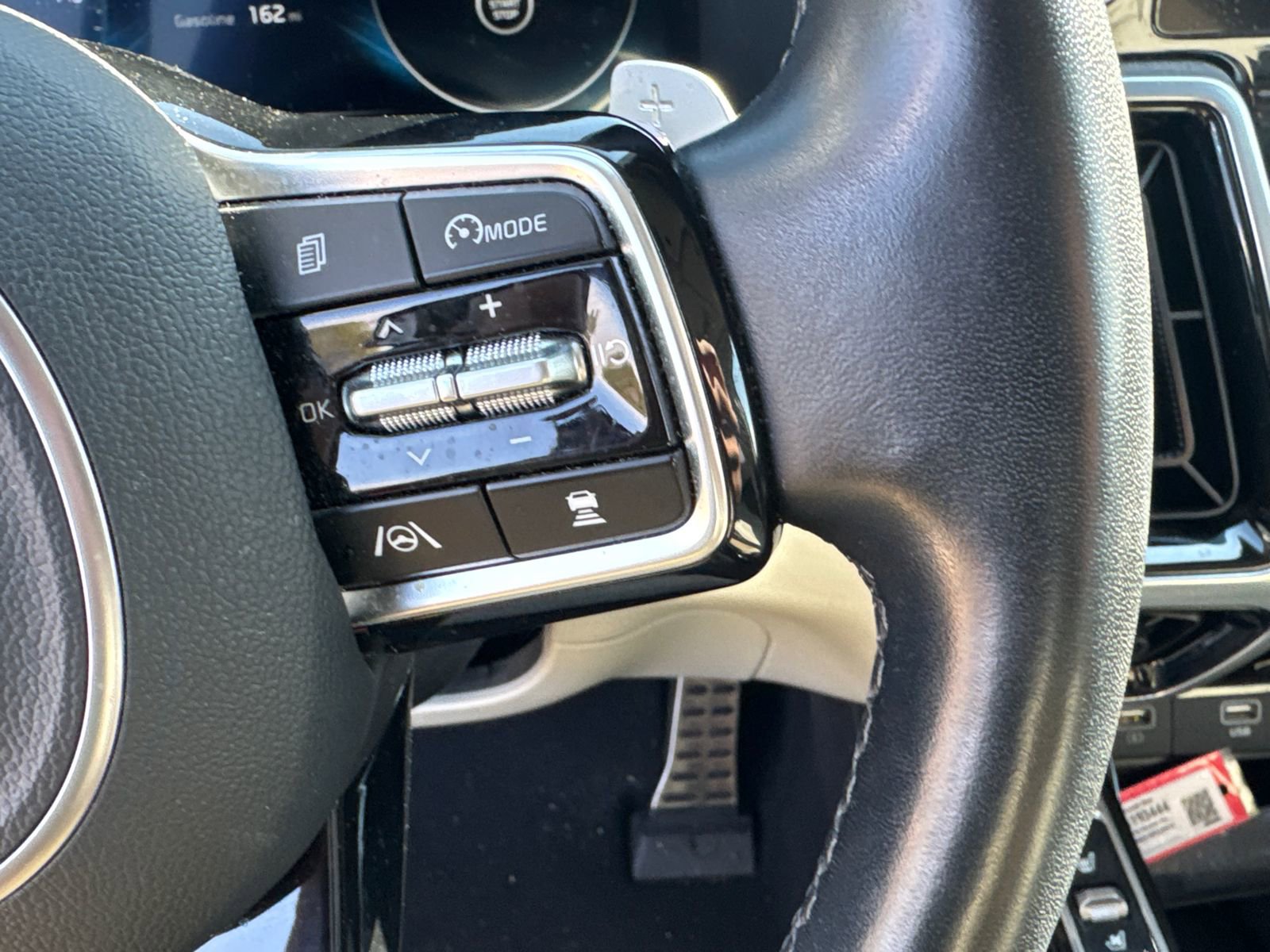 Used 2023 Kia Sorento SX Prestige image 27