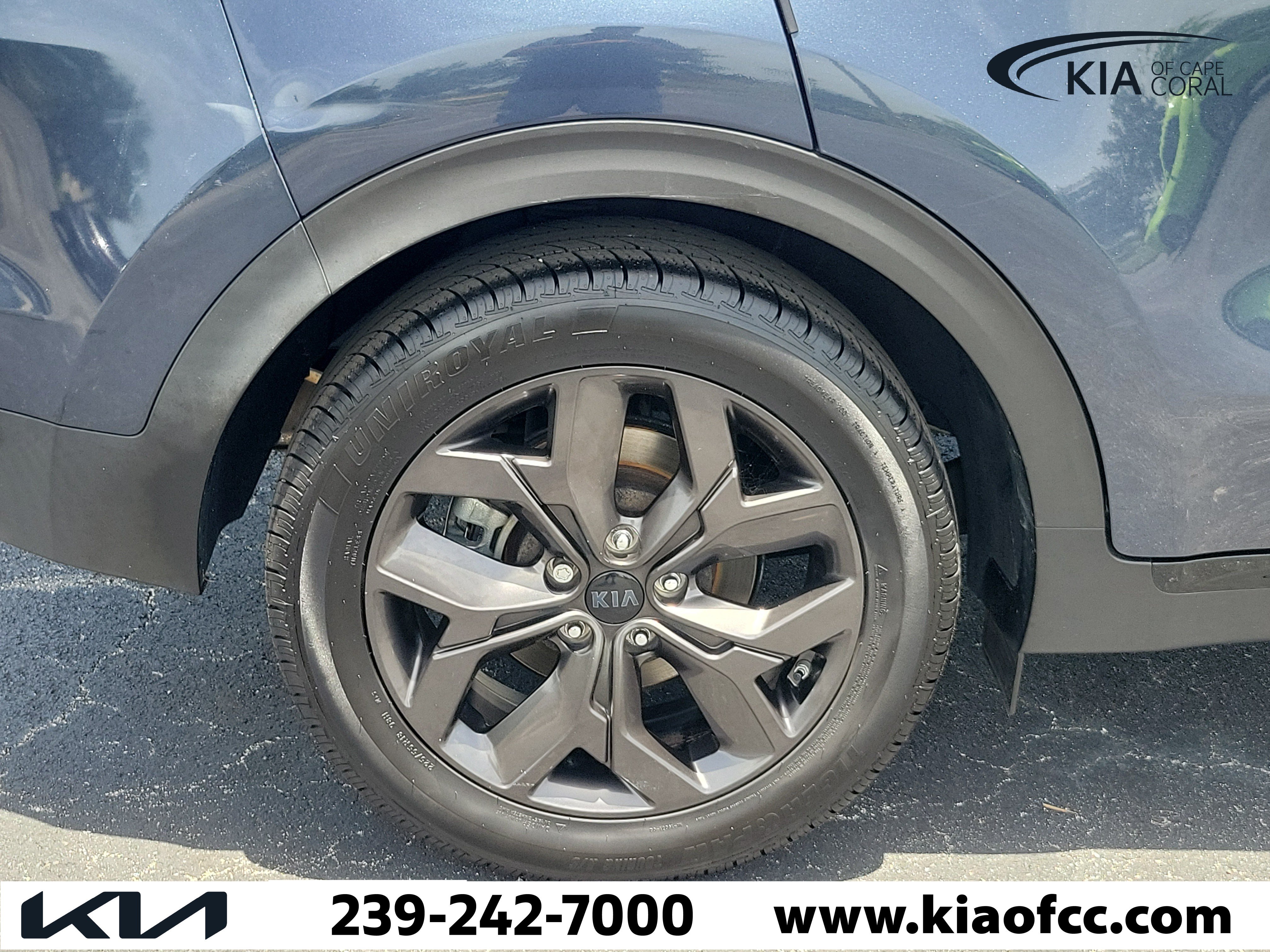 Certified 2022 Kia Sportage Nightfall Edition FWD image 9