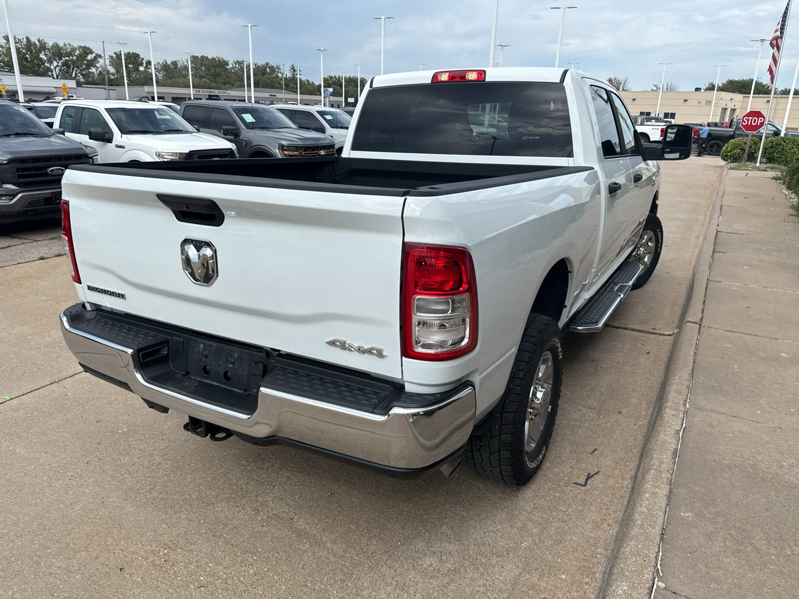Used 2024 RAM 2500 Big Horn w/ Off Road Package AWD/4WD image 5