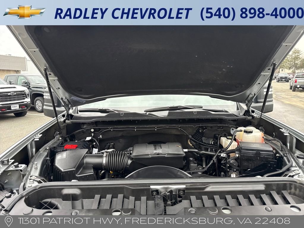 Used 2025 Chevrolet Silverado 2500 LT w/ Convenience Package AWD/4WD image 10