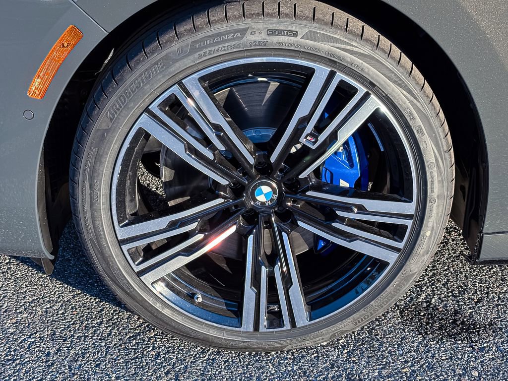 New 2026 BMW 740i xDrive w/ Premium Package image 35