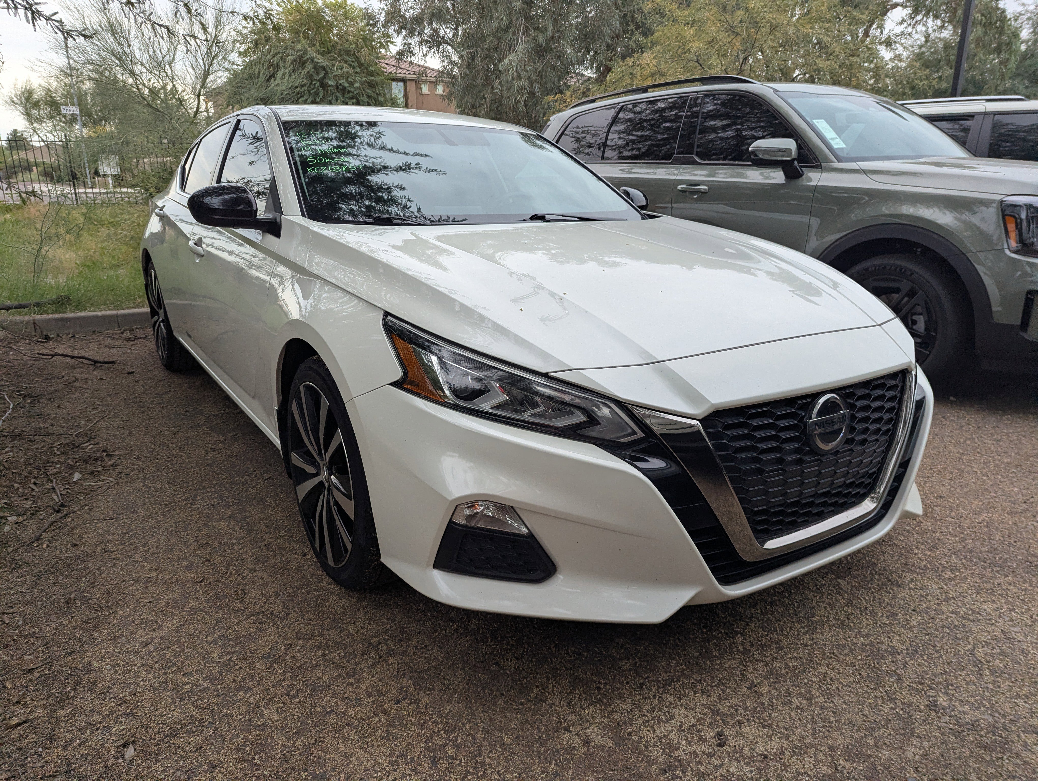 Used 2019 Nissan Altima 2.5 SR image 2