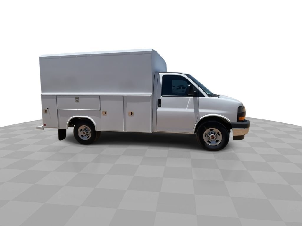 New 2025 GMC Savana 3500 Work Van w/ Power Convenience Package image 9