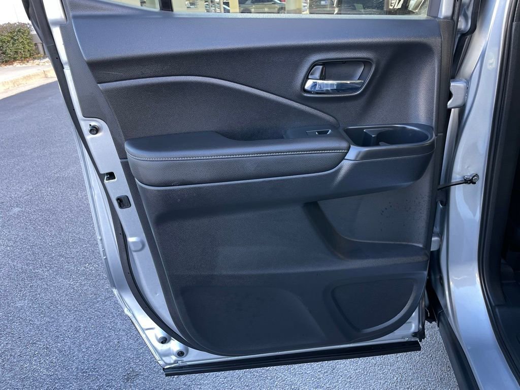 Used 2025 Honda Ridgeline RTL+ image 38