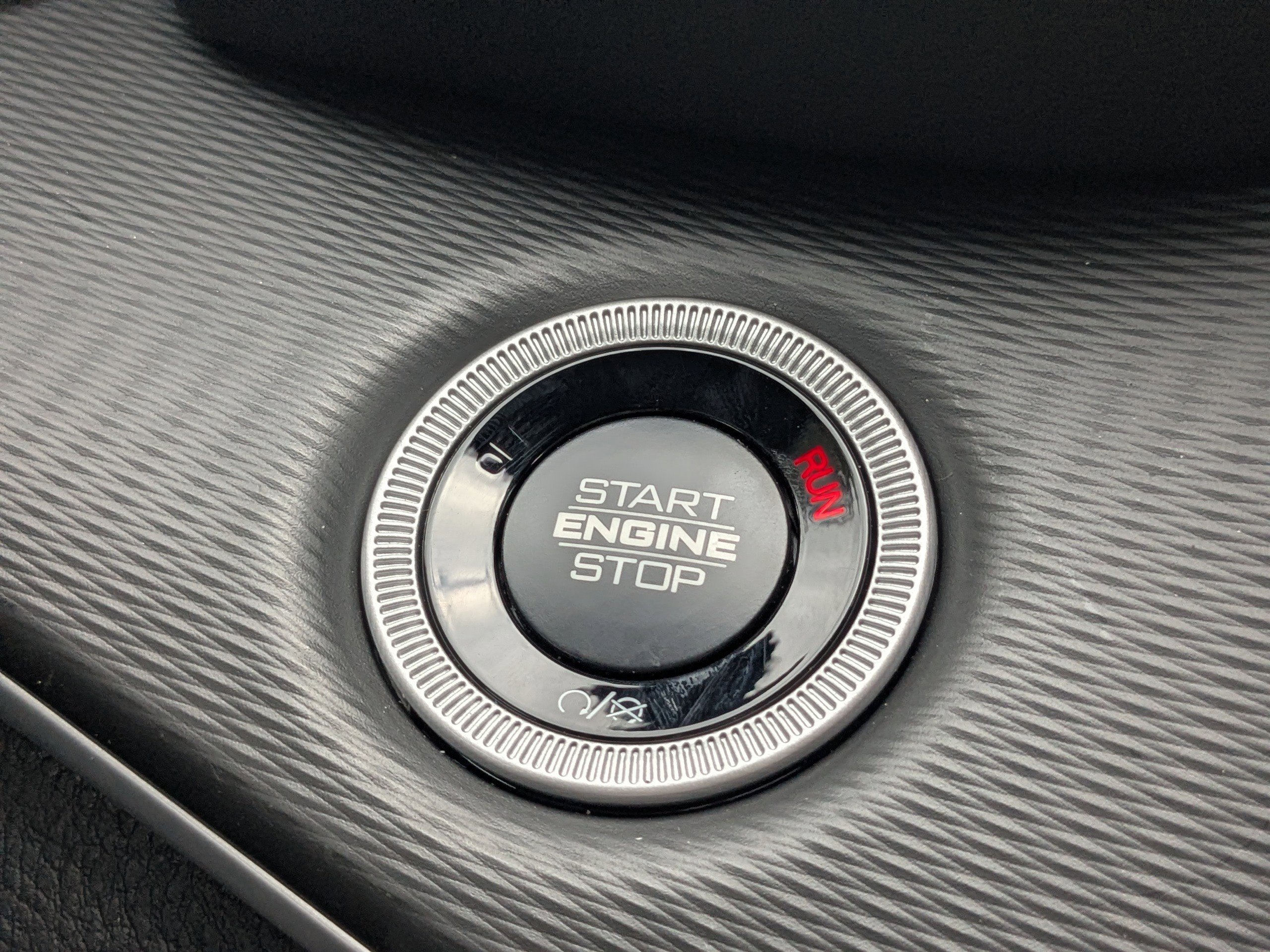 New 2026 Jeep Grand Cherokee Altitude 4x2 image 27