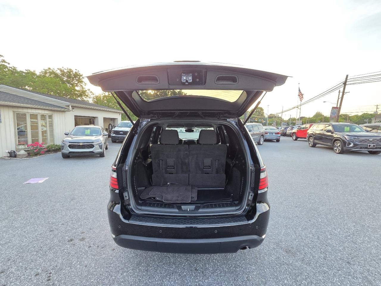 Used 2019 Dodge Durango SXT AWD/4WD image 23