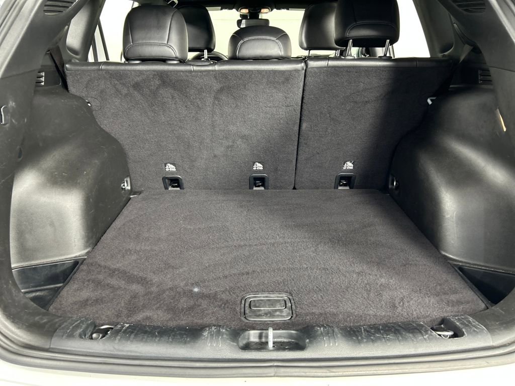 Used 2024 Jeep Compass Limited image 21