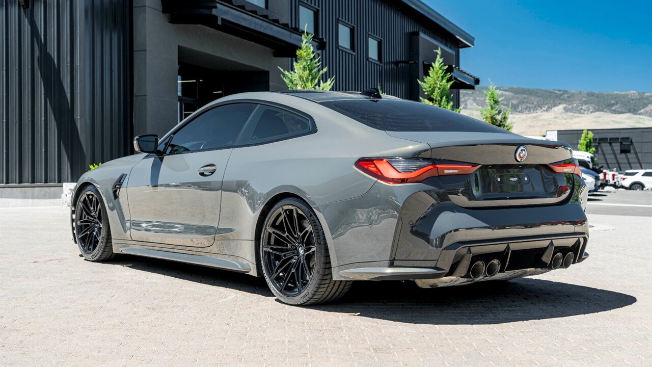Used 2021 BMW M4 Competition w/ Executive Package RWD image 2