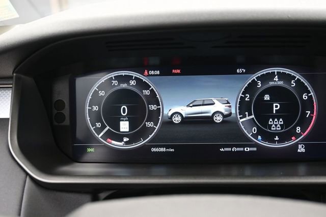 Used 2020 Land Rover Discovery Landmark AWD/4WD image 9