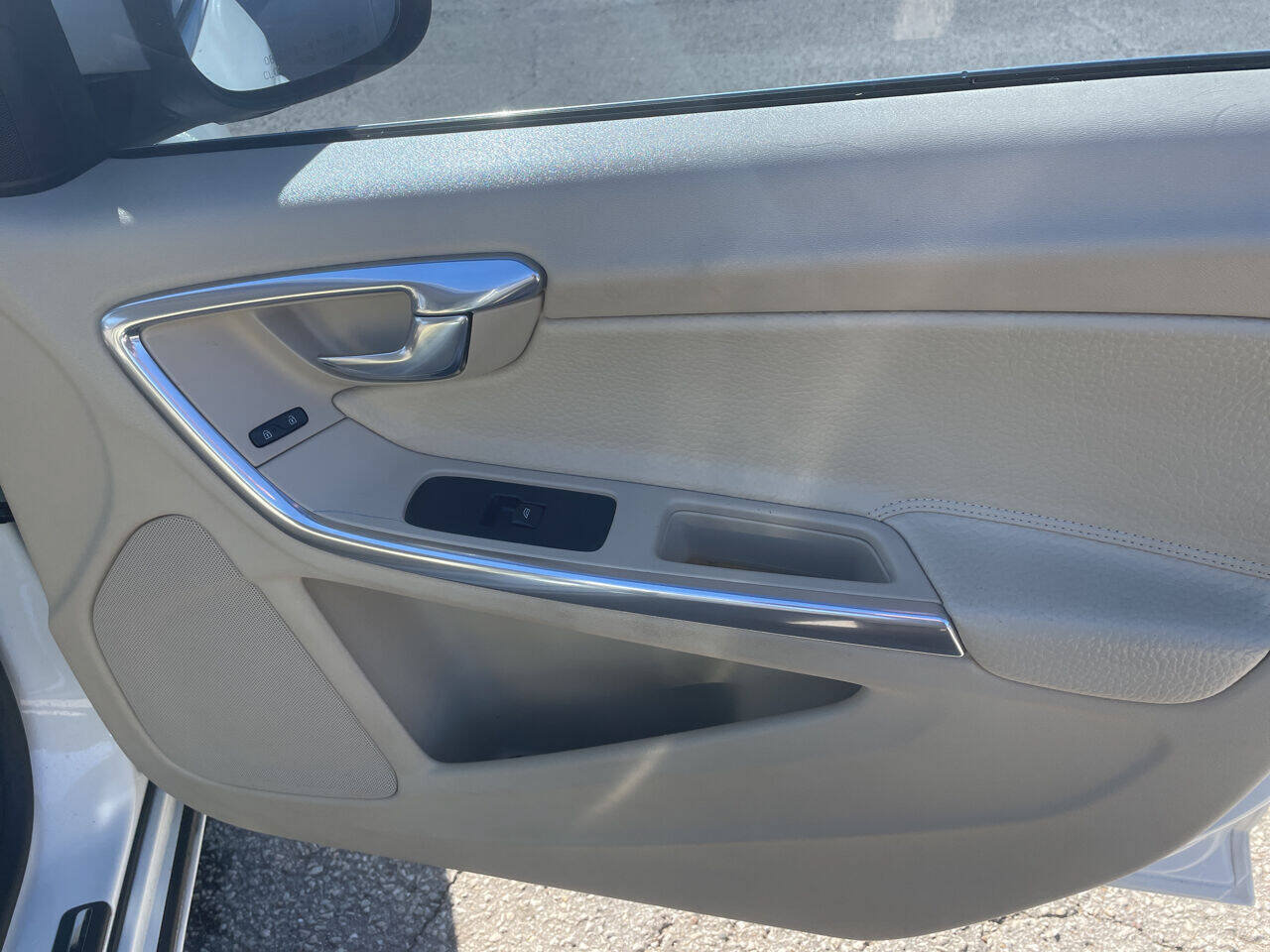 Used 2014 Volvo S60 T5 FWD image 28