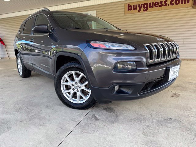 Used 2014 Jeep Cherokee Latitude AWD/4WD image 2
