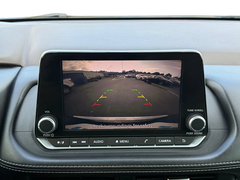 Used 2023 Nissan Rogue SV AWD/4WD image 15