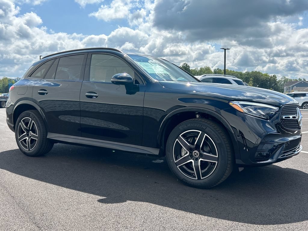 New 2027 Mercedes-Benz GLC 300 4MATIC image 2