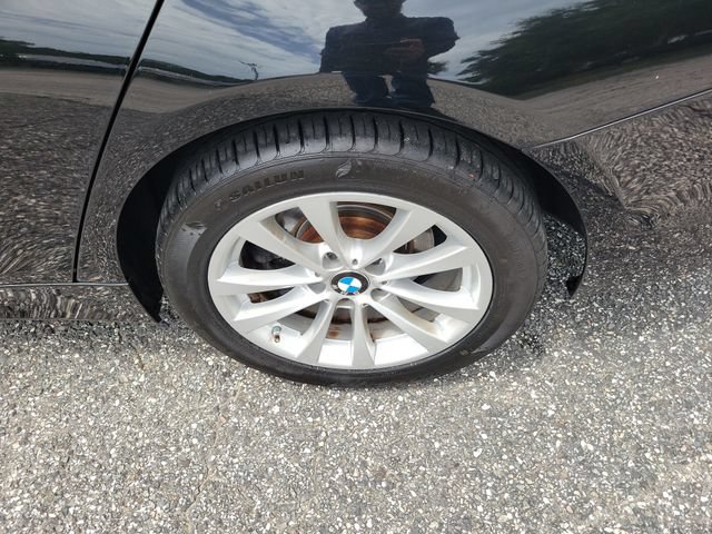 Used 2018 BMW 320i xDrive Sedan w/ Convenience Package AWD/4WD image 6