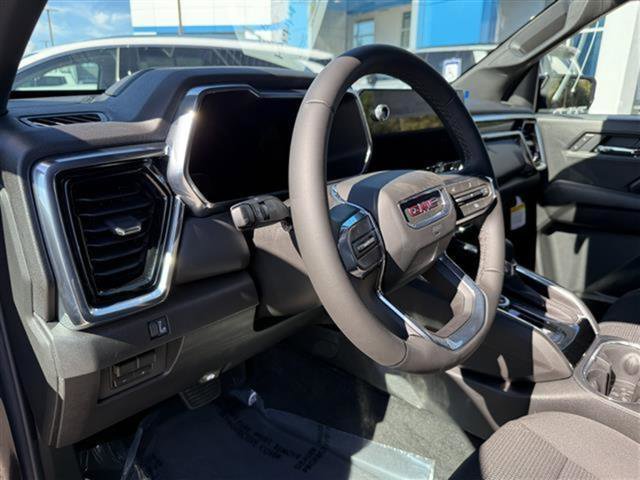 New 2026 GMC Canyon Elevation w/ Convenience Package image 2