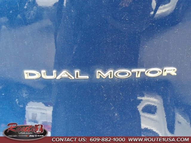 Used 2022 Tesla Model Y Long Range AWD/4WD image 16
