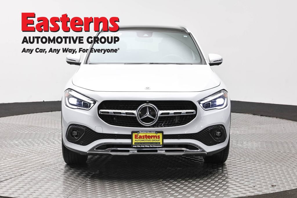 Used 2022 Mercedes-Benz GLA 250 4MATIC w/ Premium Package Lite image 2