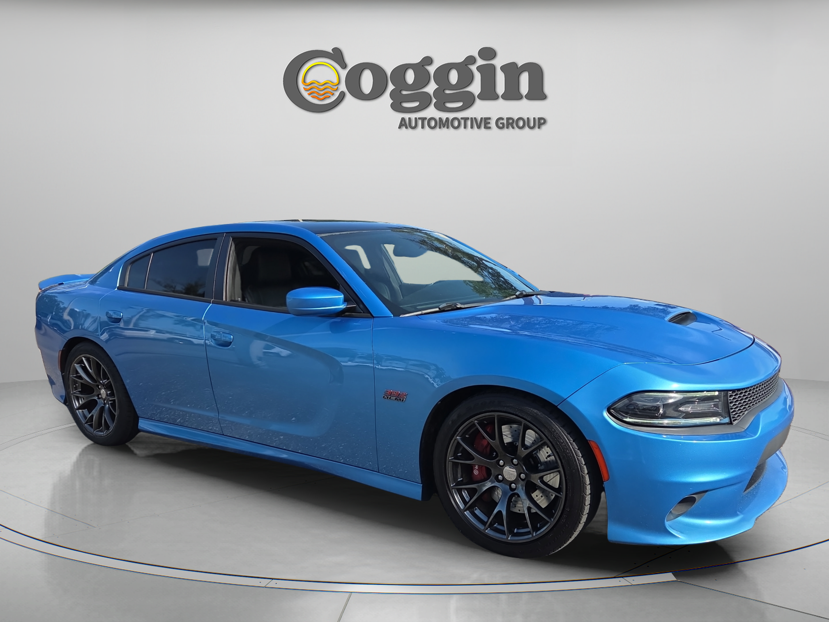 Used 2016 Dodge Charger SRT w/ Harman/Kardon Audio Group RWD image 7