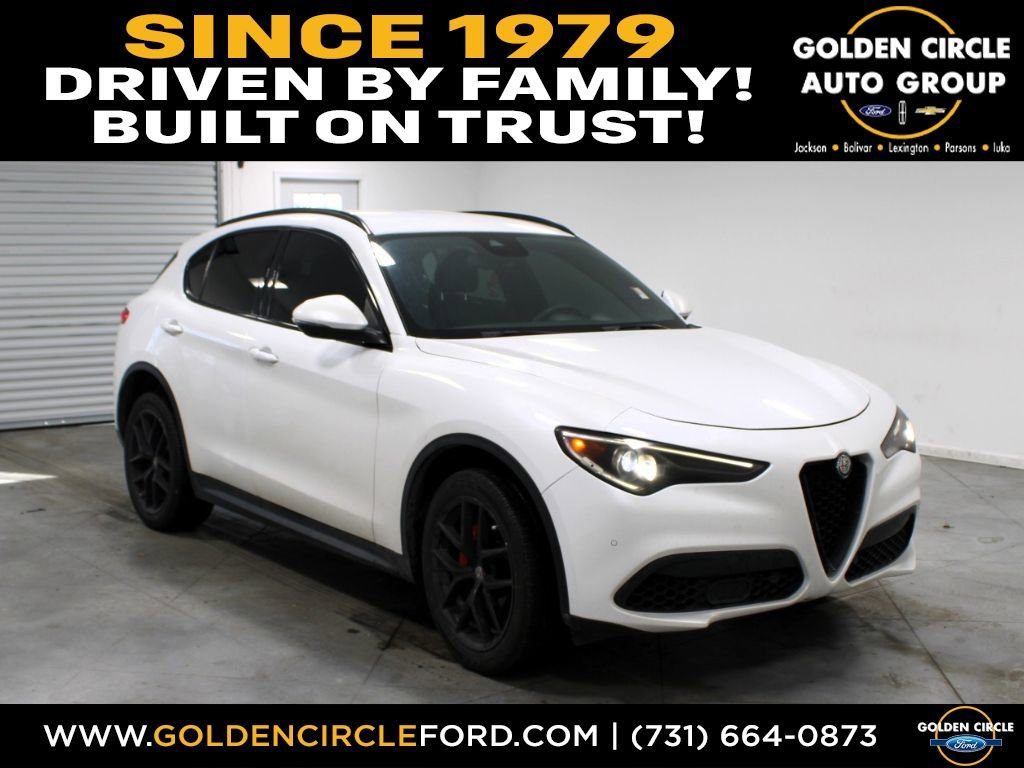 Used 2018 Alfa Romeo Stelvio Ti Sport image 1